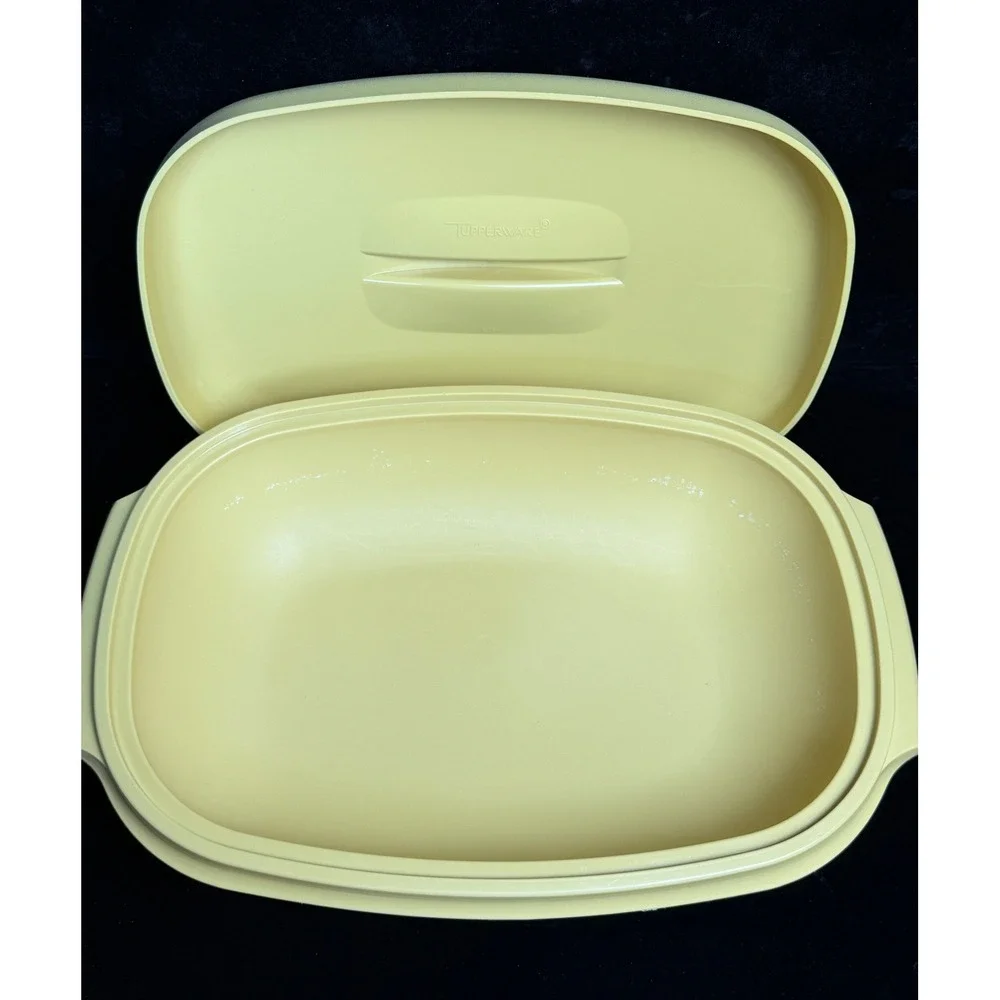 Vintage Tupperware: Microwave Roaster, Harvest Yellow, 2 Piece Set, USA Made
